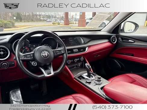 Used 2020 Alfa Romeo Stelvio Ti w/ Active Blind Spot Package image 19