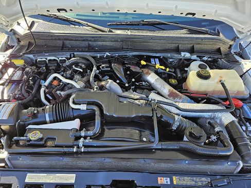 Used 2016 Ford F450 XLT image 91