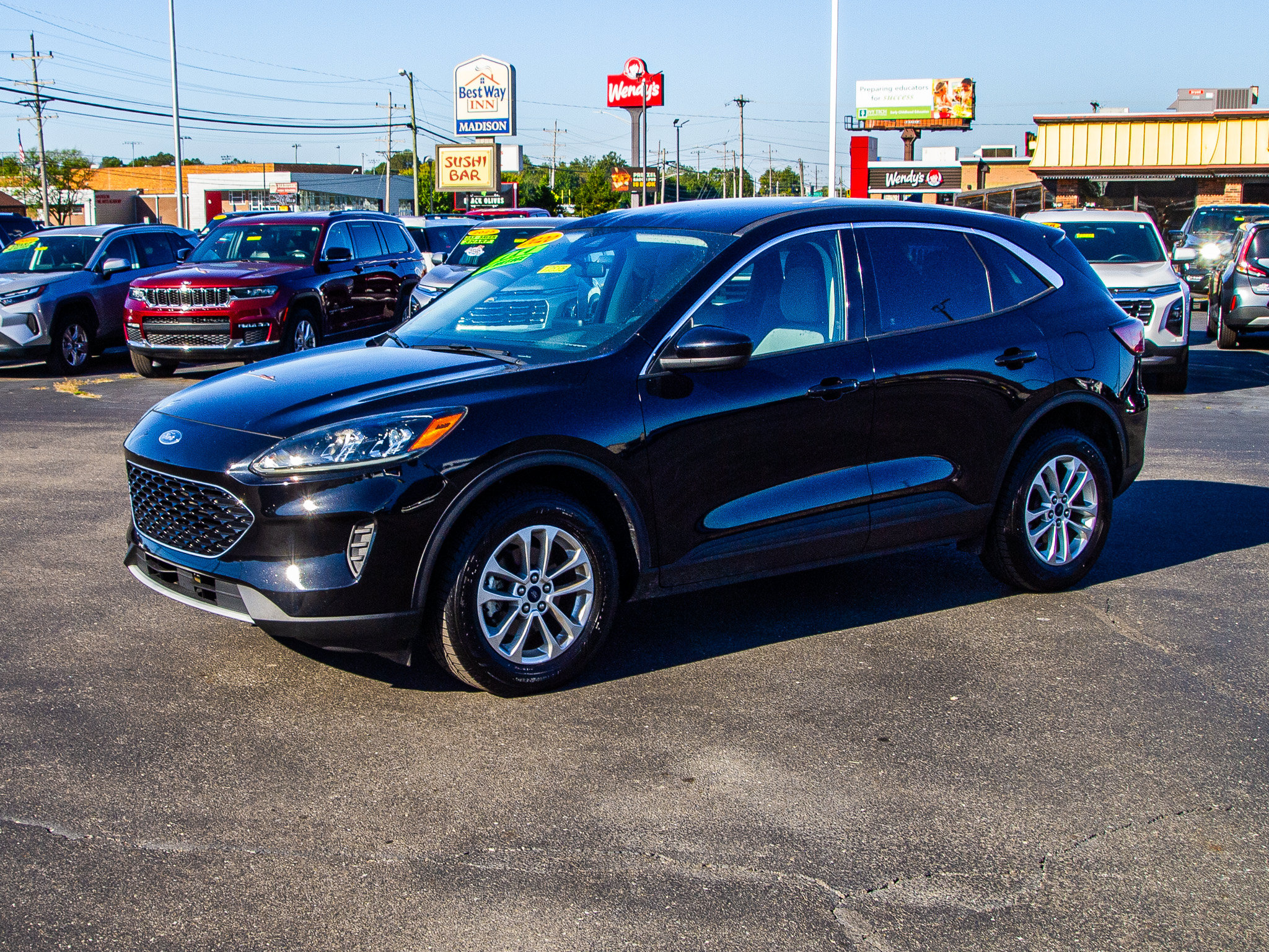 Used 2020 Ford Escape SE AWD/4WD image 3