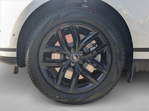 New 2026 Land Rover Range Rover Velar S image 10