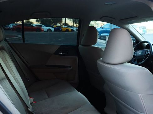 Used 2016 Honda Accord LX image 28