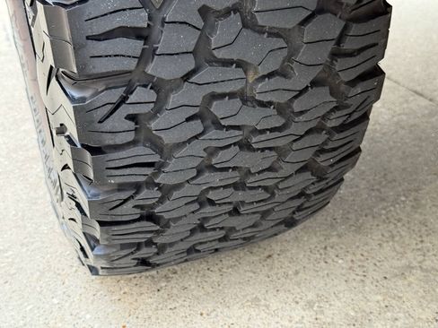 Used 2014 Ford F150 Raptor w/ Equipment Group 801A Luxury AWD/4WD image 54
