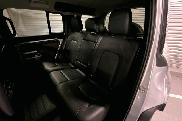 Certified 2023 Land Rover Defender 110 S AWD/4WD image 17
