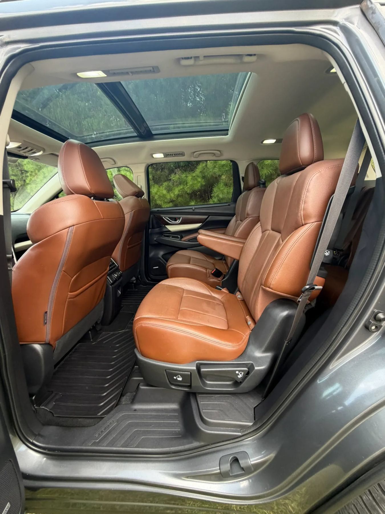 Used 2019 Subaru Ascent Touring w/ Popular Package #3 AWD/4WD image 11