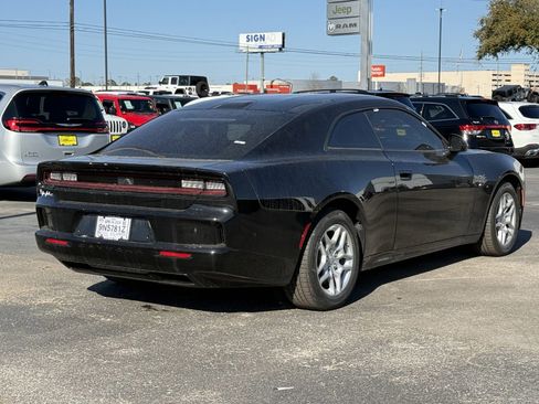 New 2025 Dodge Charger R/T w/ Quick Order Package 25M R/T image 7