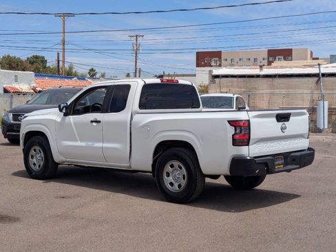 Used 2022 Nissan Frontier S RWD image 5