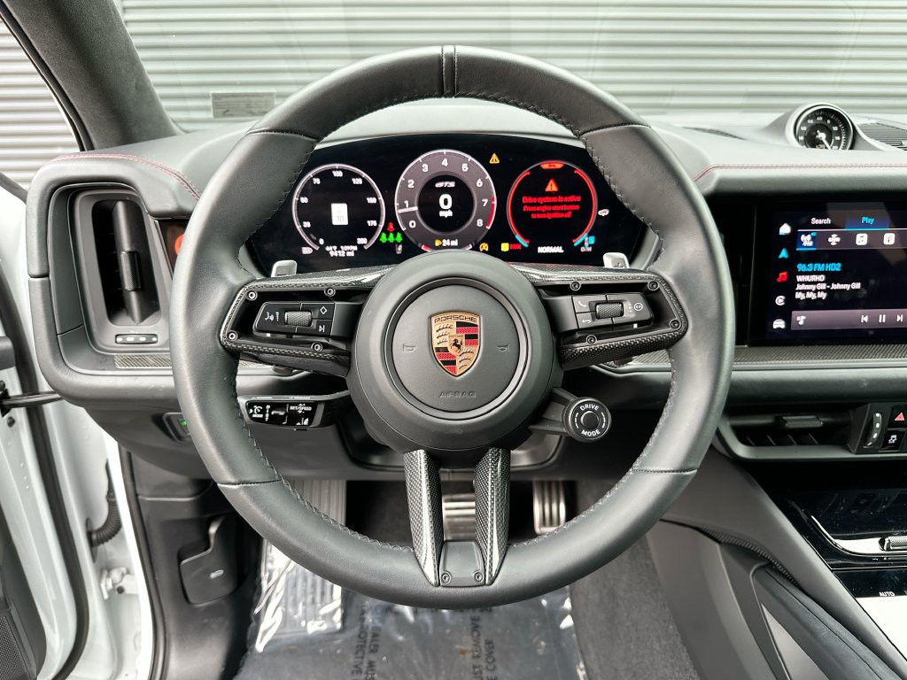 Certified 2025 Porsche Cayenne GTS AWD/4WD image 12