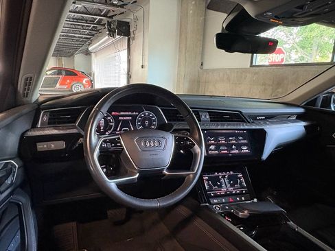 Used 2024 Audi Q8 e-tron Premium AWD/4WD image 14