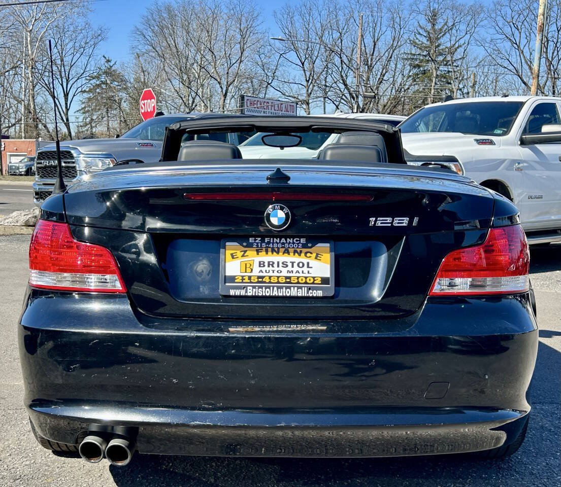 Used 2011 BMW 128i Convertible RWD image 5