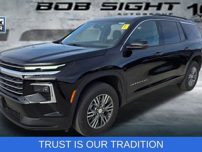 Used 2025 Chevrolet Traverse LT