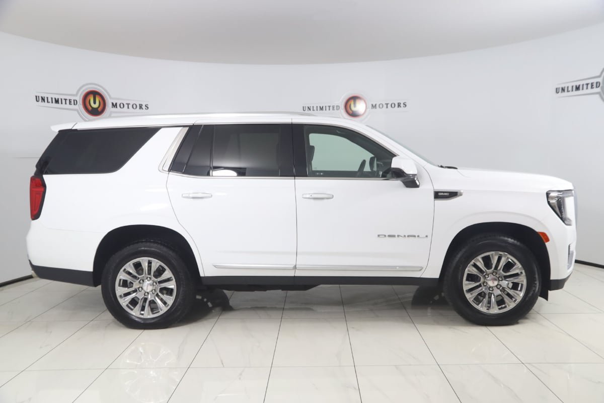Used 2024 GMC Yukon Denali AWD/4WD image 2
