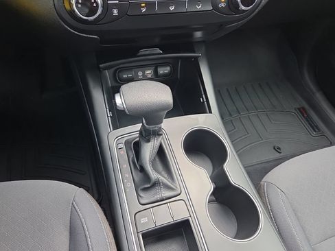 Used 2019 Kia Sorento L FWD image 25