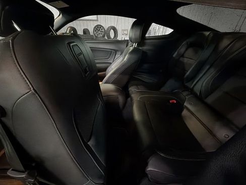 Used 2019 Ford Mustang GT Premium w/ Performance Package - Level 2 RWD image 9