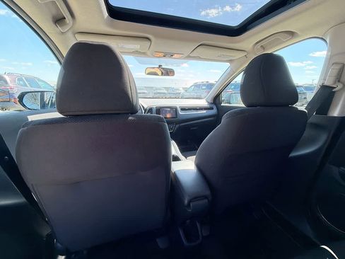 Used 2016 Honda HR-V EX image 15
