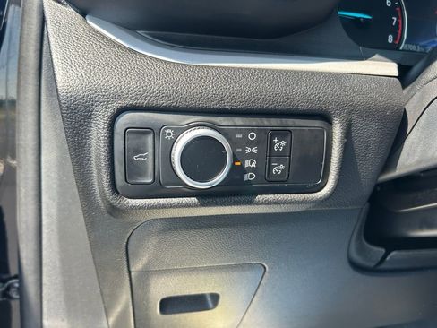 Used 2023 Ford Explorer XLT w/ Class IV Trailer Tow Package image 16