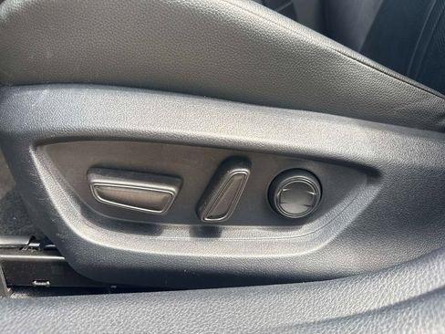 Used 2025 Toyota Camry XSE image 19