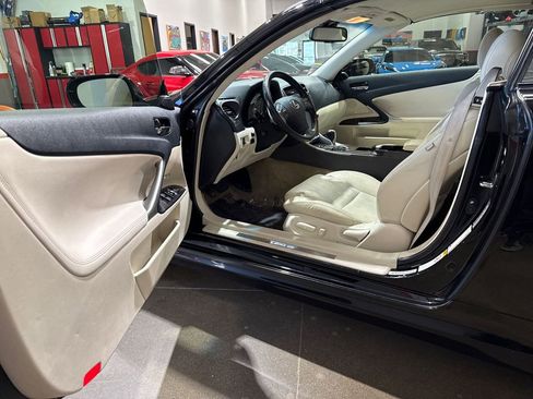 Used 2010 Lexus IS 250C image 51