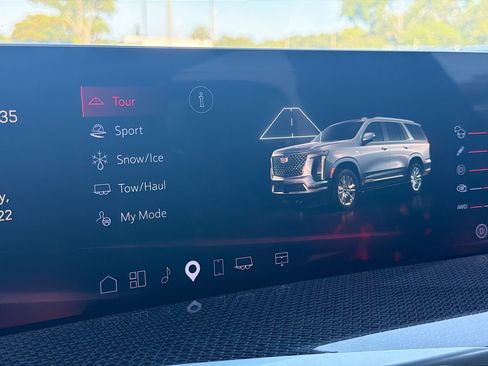 Used 2026 Cadillac Escalade V w/ LPO, ONYX Package AWD/4WD image 29