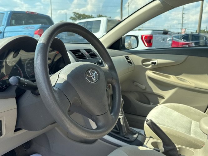 Used 2009 Toyota Corolla FWD image 16