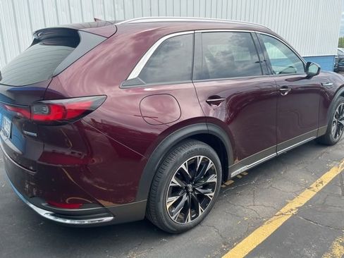 Used 2024 MAZDA CX-90 Plug-In Hybrid w/ Premium Pkg AWD/4WD image 2