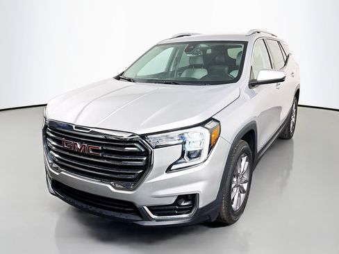 Used 2022 GMC Terrain SLT image 4