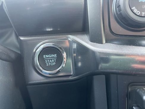 Used 2024 Ford F150 Lariat image 30