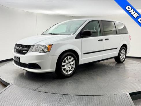 Used 2015 RAM C/V Tradesman FWD image 2