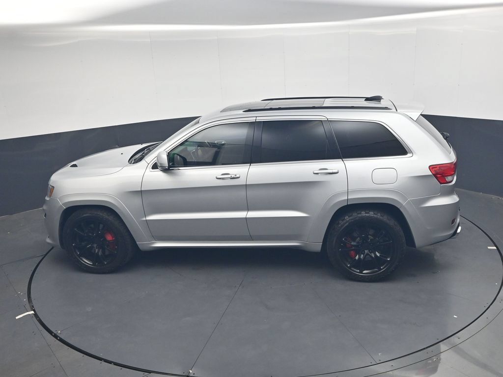 Used 2012 Jeep Grand Cherokee SRT8 w/ Luxury Group II AWD/4WD image 29