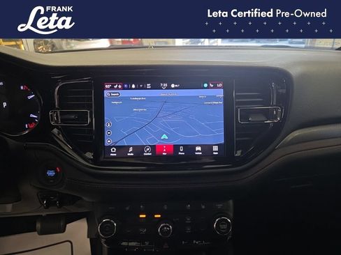 Used 2024 Dodge Durango GT AWD/4WD image 10