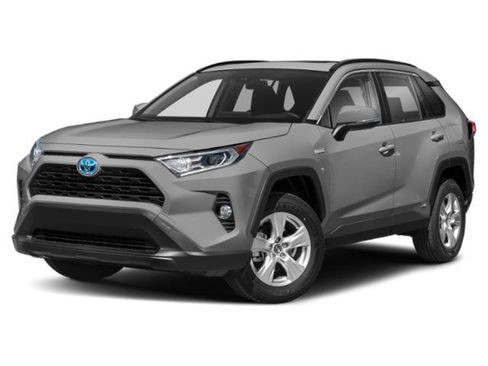 Used 2021 Toyota RAV4 XLE image 1