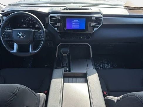 Used 2025 Toyota Sequoia SR5 image 10