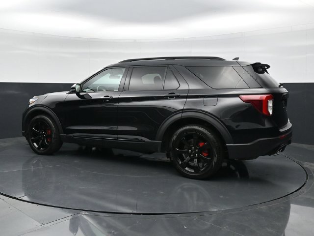 Used 2024 Ford Explorer ST w/ Technology Package AWD/4WD image 7