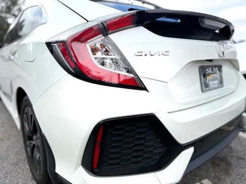 Used 2019 Honda Civic EX image 14