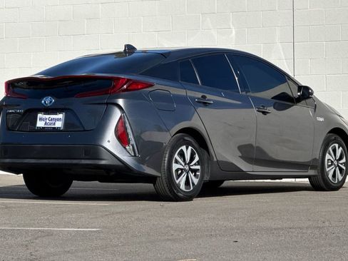 Used 2019 Toyota Prius Prime Advanced w/ Preferred Accessory Package image 7