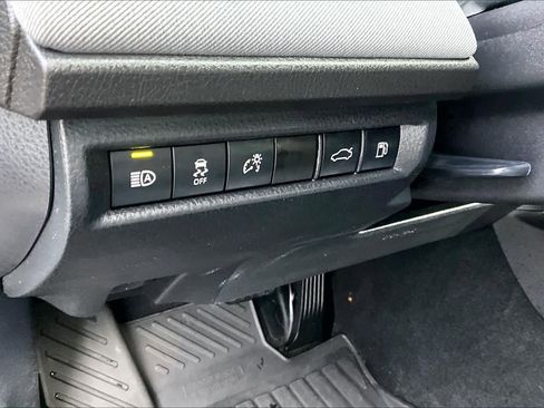 Certified 2025 Toyota Camry LE image 31