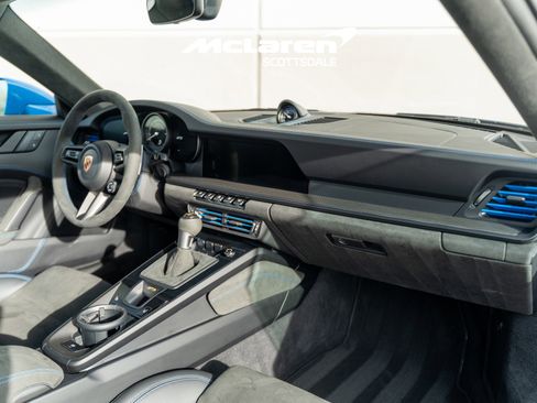 Used 2022 Porsche 911 GT3 image 35