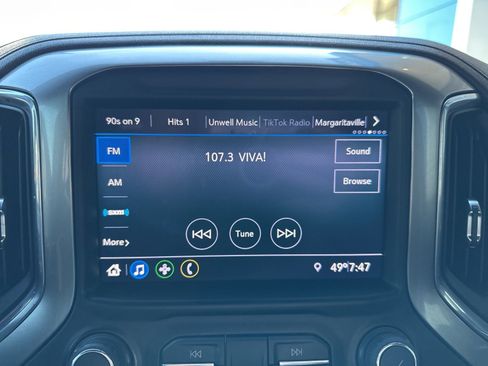 Used 2021 Chevrolet Silverado 1500 LT image 21