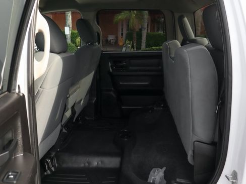 Used 2019 RAM 1500 Express w/ Express Value Package image 30