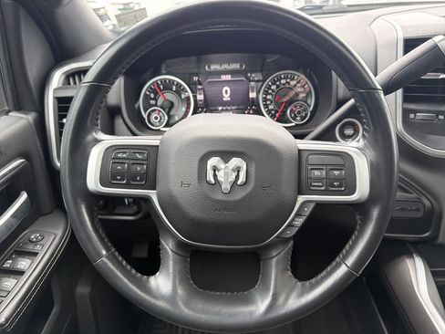 Used 2022 RAM 3500 Big Horn w/ Level C Equiment Group AWD/4WD image 18