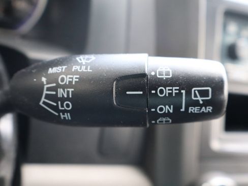Used 2011 Honda CR-V LX image 30