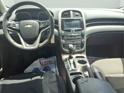 Used 2014 Chevrolet Malibu LT FWD image 9