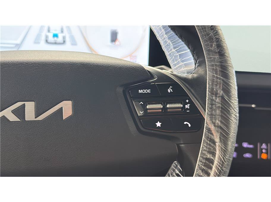 Used 2023 Kia EV6 Wind AWD/4WD image 34