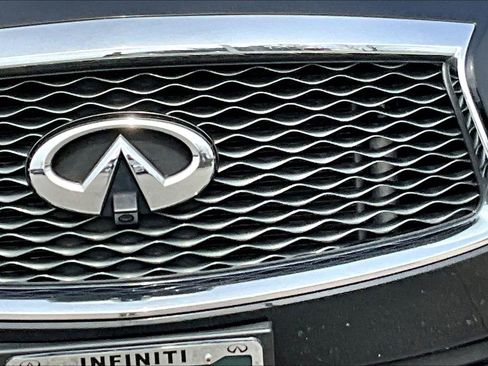 Certified 2017 INFINITI QX60 AWD w/ Premium Plus Package image 11