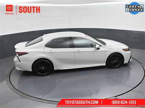 Used 2023 Toyota Camry XSE image 42