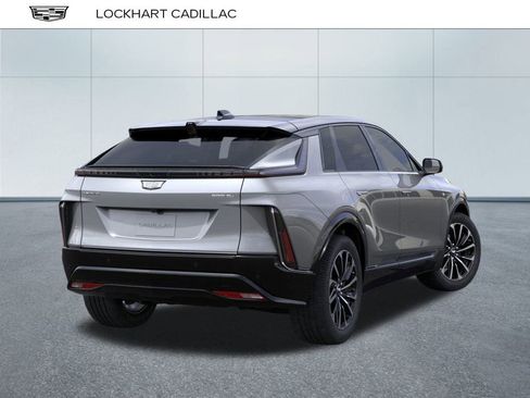 New 2025 Cadillac Lyriq Sport image 4