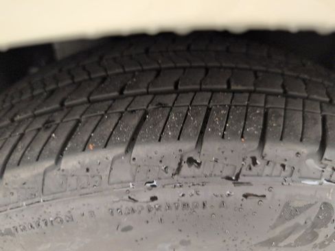 Certified 2025 Ford Mustang Mach-E Premium image 22