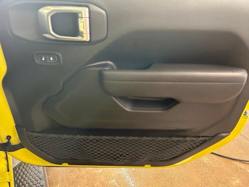 Certified 2023 Jeep Wrangler Unlimited Sport AWD/4WD image 35
