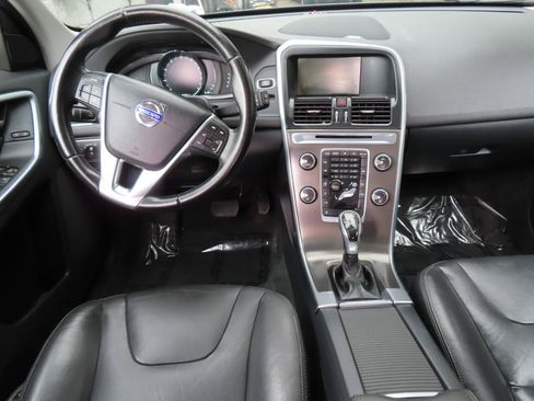 Used 2015 Volvo XC60 3.2 Platinum AWD/4WD image 16