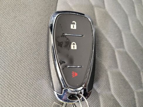 Used 2020 Chevrolet Equinox LS w/ LS Convenience Package FWD image 32