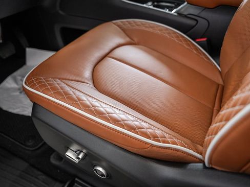 New 2026 Chrysler Pacifica Pinnacle AWD/4WD image 42